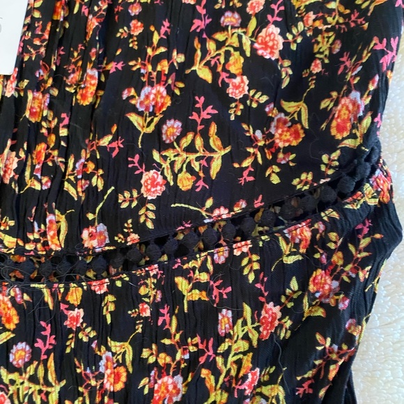 Patrons of Peace Boho top - NWT - Picture 4 of 4